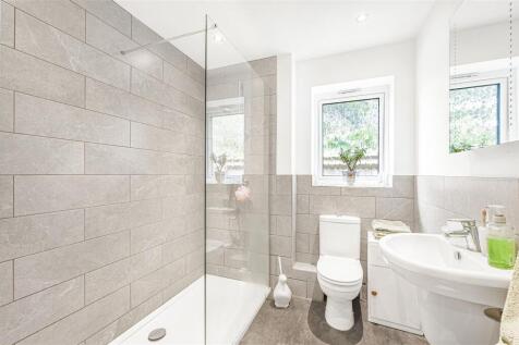 new bathroom.jpg