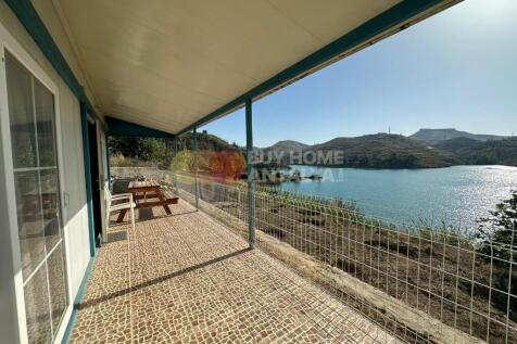 Lake view house