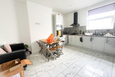 Kitchen/Lounge