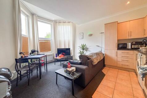Kitchen/Reception