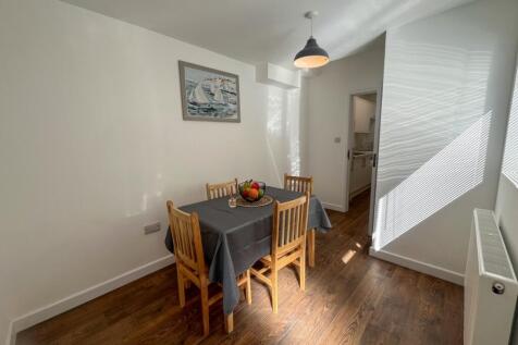 Lounge/Diner