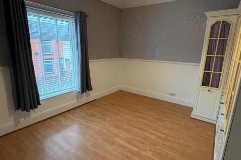 IMG-20251107-WA00...