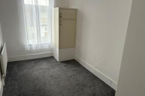 IMG-20251107-WA00...