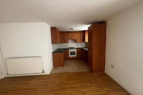 c3fc9332-8273-43e...