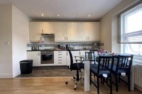 Kitchen/Lounge