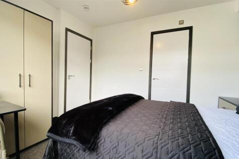 Room 1 En-suite