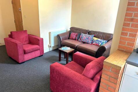 WhatsApp Image 2025-11-28 at 10.10.00-5.jpeg