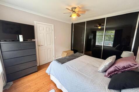 Deans Bed 1.jpg