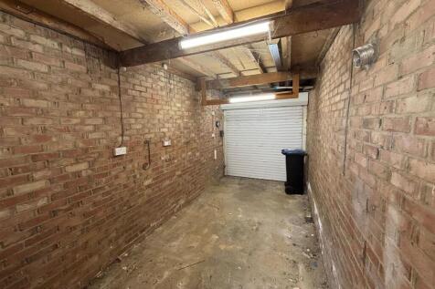 Garage.jpg