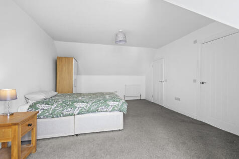Primary bedroom 2