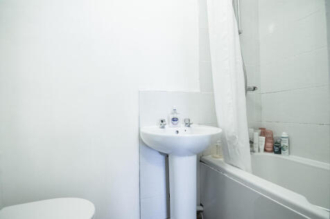 Bathroom (3)