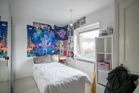 Bedroom 2 (1)