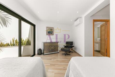 Property Image 40