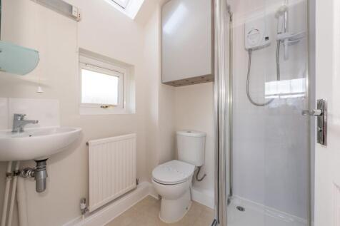 Ensuite shower