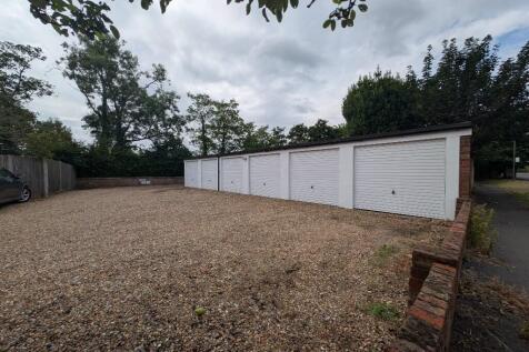 Parking &amp; garages