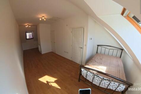 Master Ensuite 1.2
