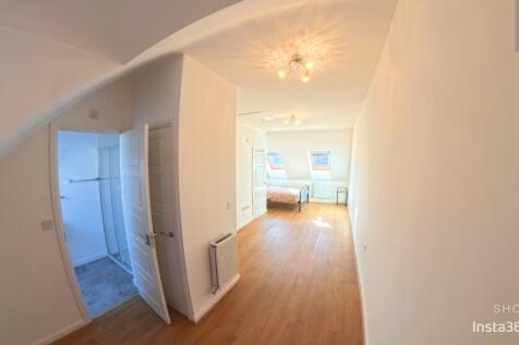 Master Ensuite 1.0