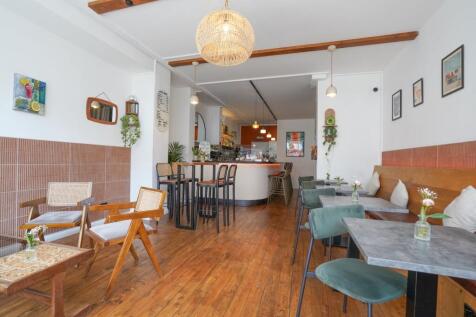 Peaches Cafe 7.jpg