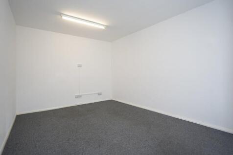 Hiron Way Warwick7.jpg