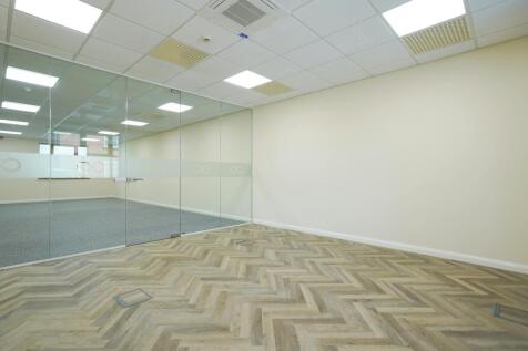 7 Olympus Court 5.jpg