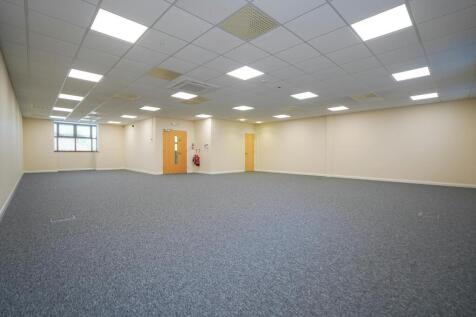 7 Olympus Court 17.jpg