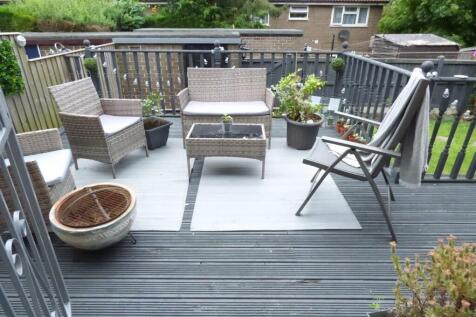 Rear Decked Area