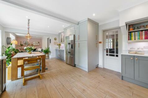 35A Epsom Lane -14.jpg