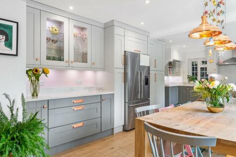 35A Epsom Lane -18.jpg