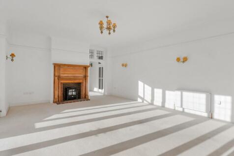 OAKDENE, FLAT (11).jpg