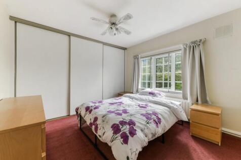 TADWORTH CLOSE (18).jpg