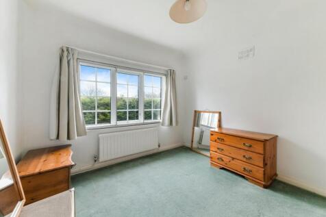 TADWORTH CLOSE (19).jpg