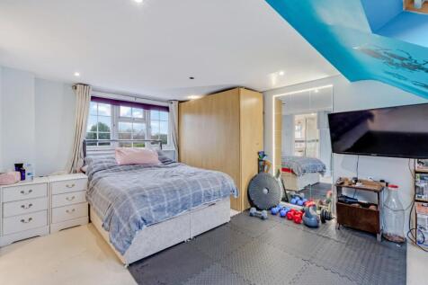 PRESTON LANE -1.jpg