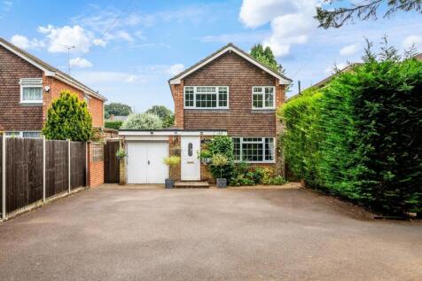 FLEETWOOD CLOSE (20).jpg