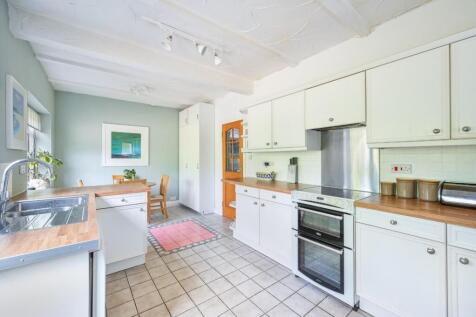 Kitchen 3.jpg