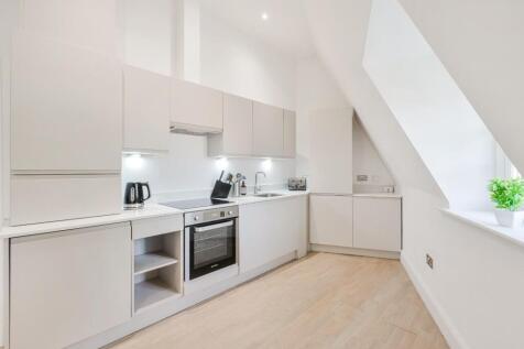 EAGLE HOUSE, FLAT (8).jpg