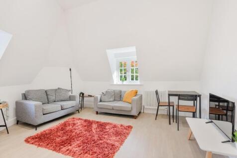 EAGLE HOUSE, FLAT (6).jpg