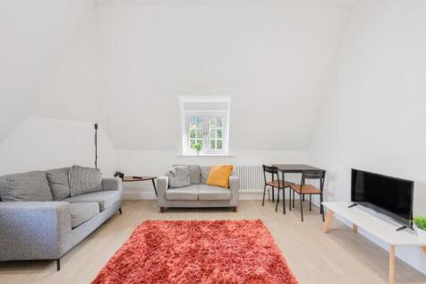 EAGLE HOUSE, FLAT (10).jpg