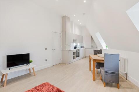 EAGLE HOUSE, FLAT (11).jpg