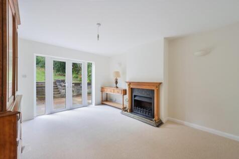 DOWNS WAY CLOSE (13).jpg