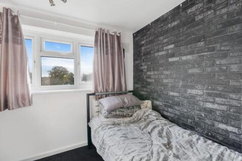 MORDEN CLOSE (13).jpg