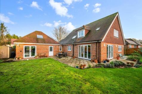 CHARDON EXTERNAL- (1).jpg