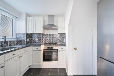 MORSTON CLOSE (7).jpg