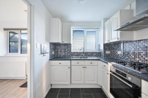 MORSTON CLOSE (10).jpg