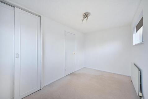 MORSTON CLOSE (13).jpg