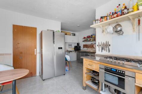 Property Image 80