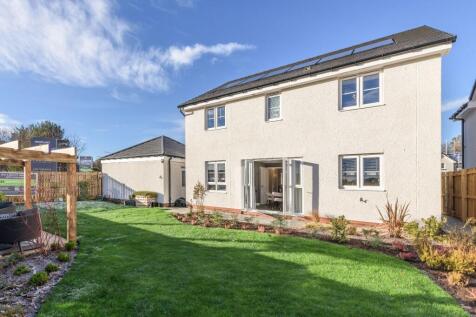 Garden of 4 bedroom Harris house type