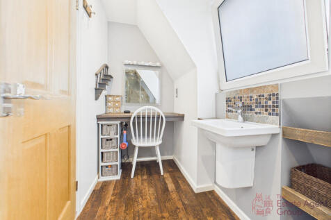 En Suite / Dressing Room