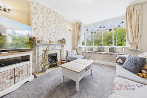 CAM02494G0-PR0054-STILL030