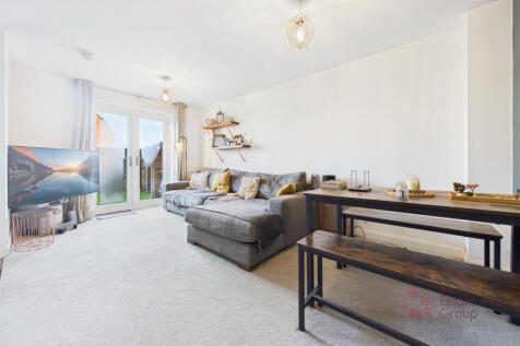 CAM02494G0-PR0074-STILL001