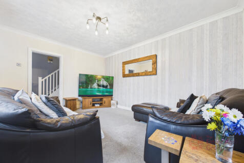 CAM02494G0-PR0077-STILL004